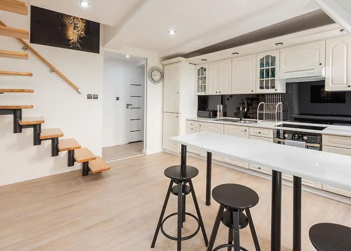 Szafir كولوبرزيغ